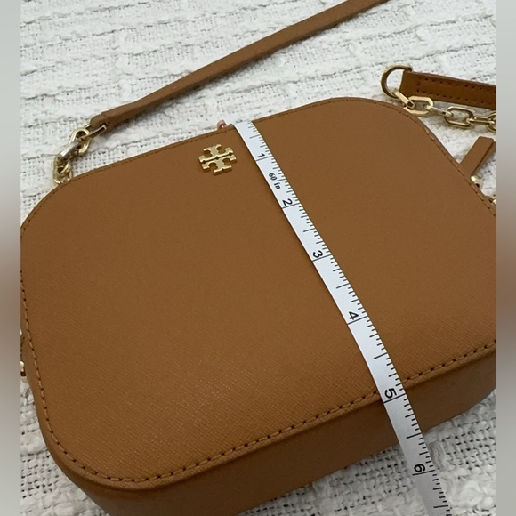 Tory Burch Robinson Round Crossbody Mini Bag - Picture 4 of 9